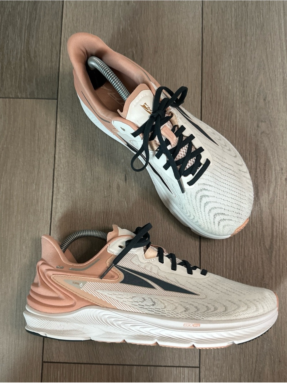 Altra Women’s Size 9.5 Torin 6 Running Shoes Sneakers Peach ALOA7R78110 - Picture 2 of 13